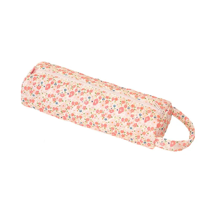 🔥 Quilted Travel Organizer Pouch – Cute, Spacious & Easy to Carry