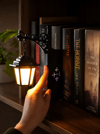 🌟📚Library Lantern-Decorative Bookshelf Lighting