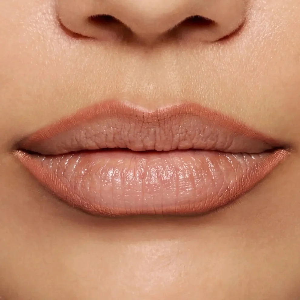 Glide Lip Liner — Creamy, Blendable Color with Smooth Application