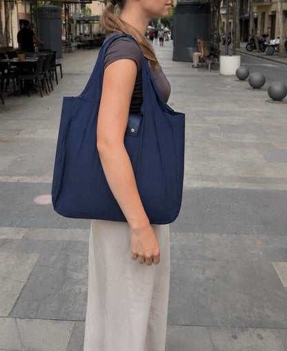 Mini Keychain Foldable Bag – Full-Size Reusable Tote for Groceries, Travel & Daily Errands