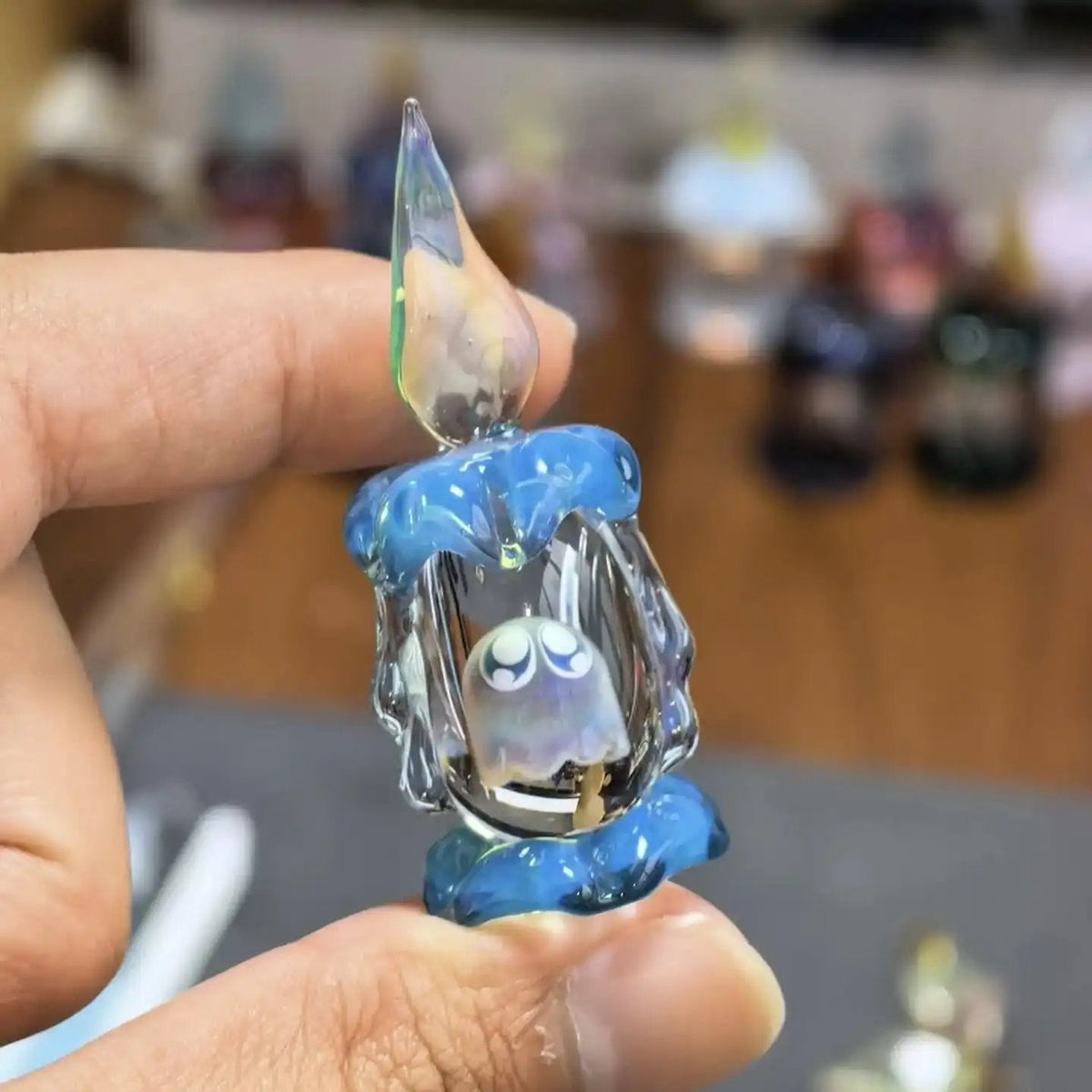 🎃 Ghost Candle Glass Figurine – Handmade Halloween Shelf Décor