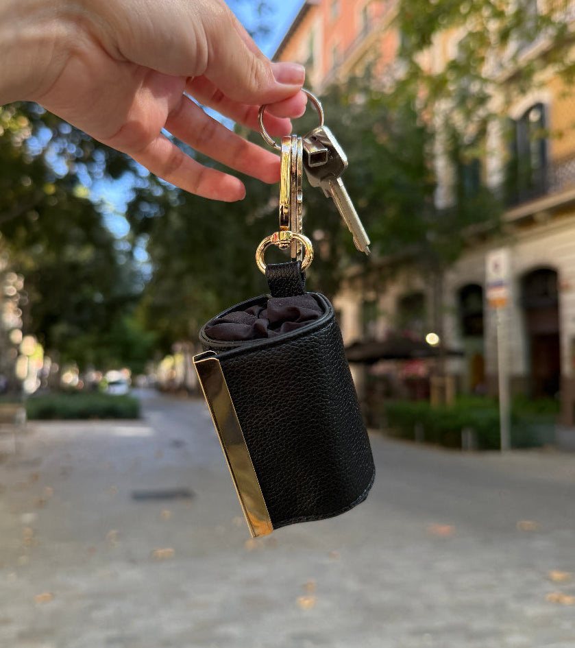 Mini Keychain Foldable Bag – Full-Size Reusable Tote for Groceries, Travel & Daily Errands