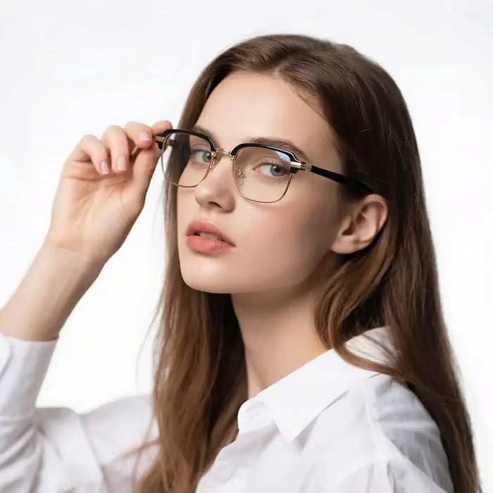 🔥Heißer Verkauf 49% Rabatt👓✨ Selbstjustierende HD Lesebrillen（💥Kaufe 3, erhalte 1 gratis 🛒Kostenloser Versand）
