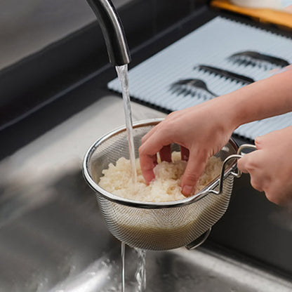 📢📢40% OFF !! ⏰Stainless Steel Sieve with Handle🥄🫕